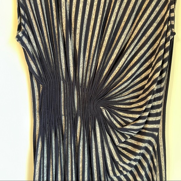 Women’s Navy Gray Stripe Twist Front Midi Dress L Stretch Cap Sleeve Soft Knit - Picture 3 of 4